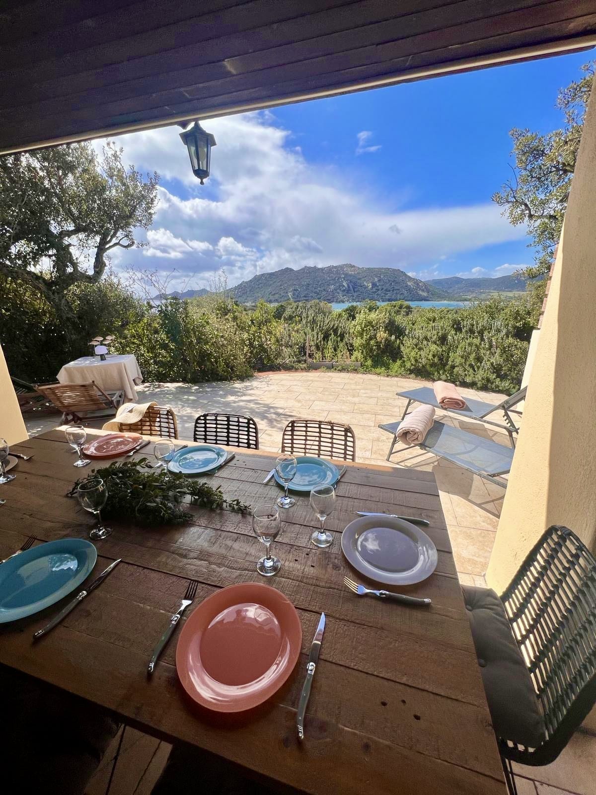 Vue Baie de Santa Giulia