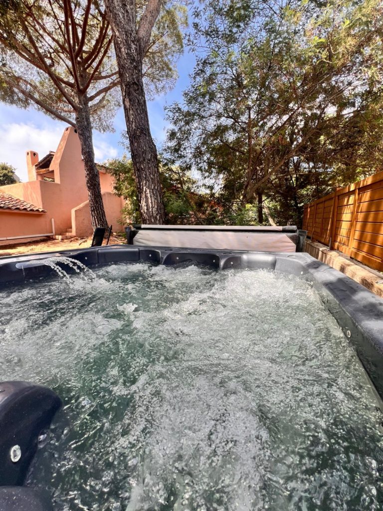 maison jacuzzi